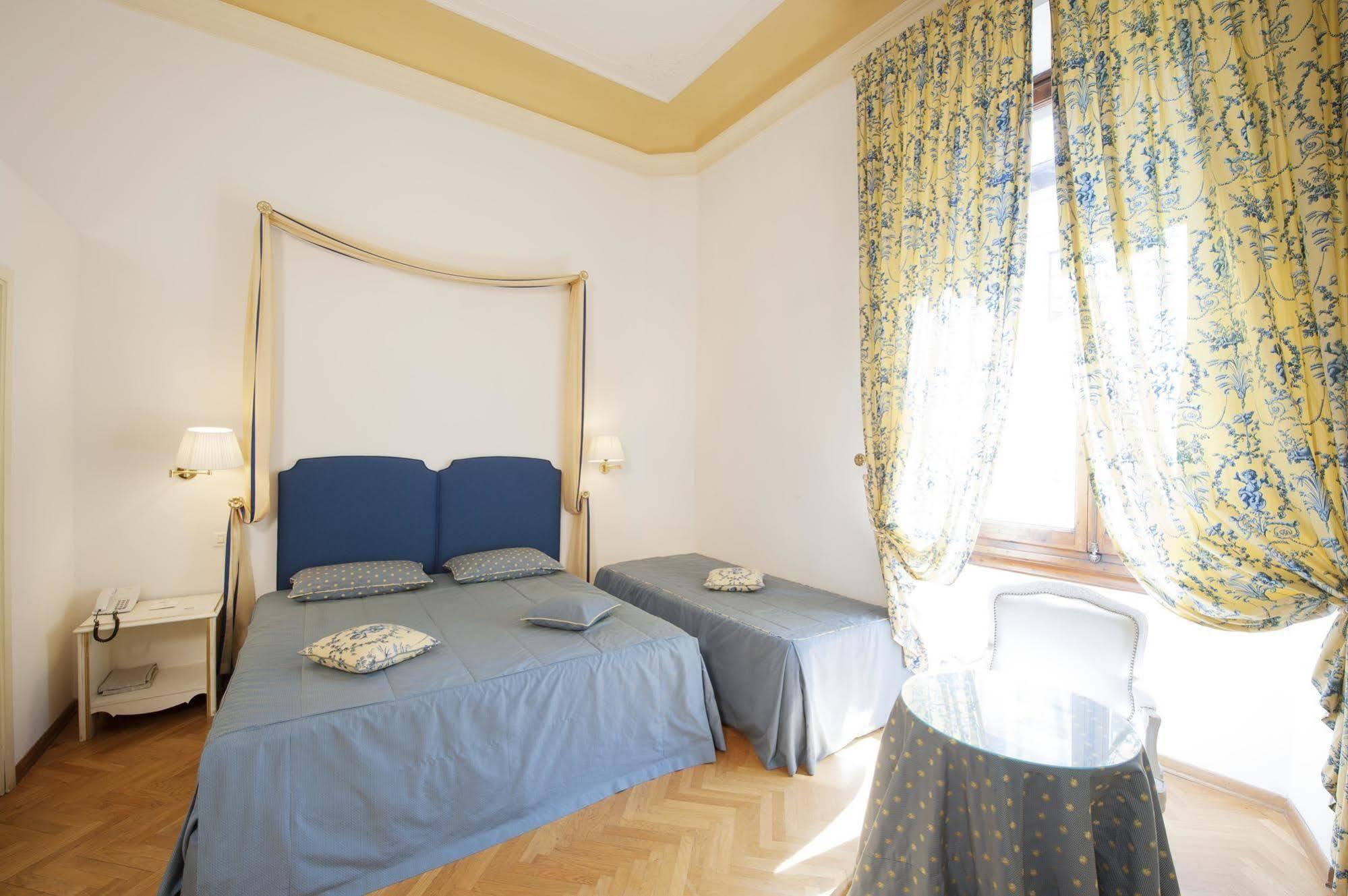 Palazzo Ruspoli Apartment Florence Exterior photo