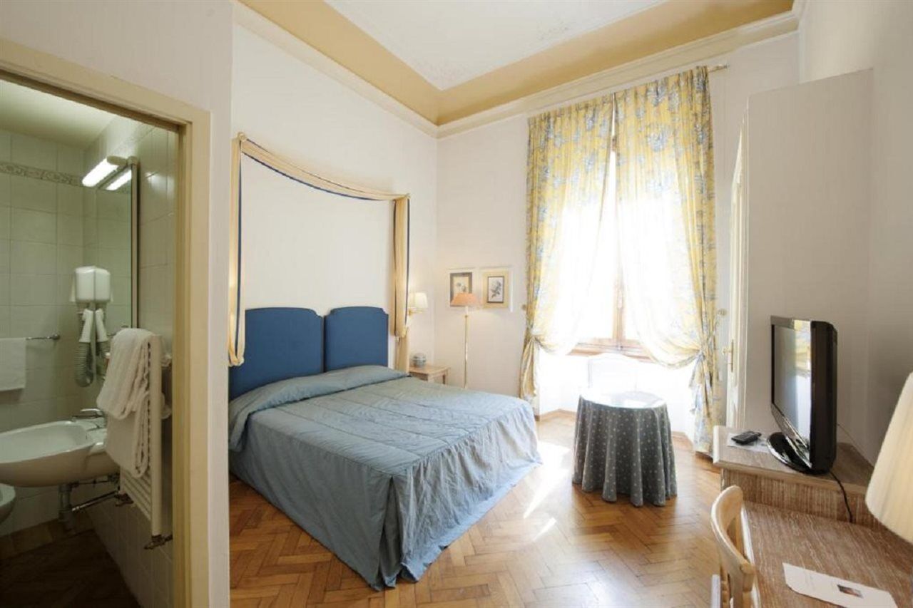 Palazzo Ruspoli Apartment Florence Exterior photo